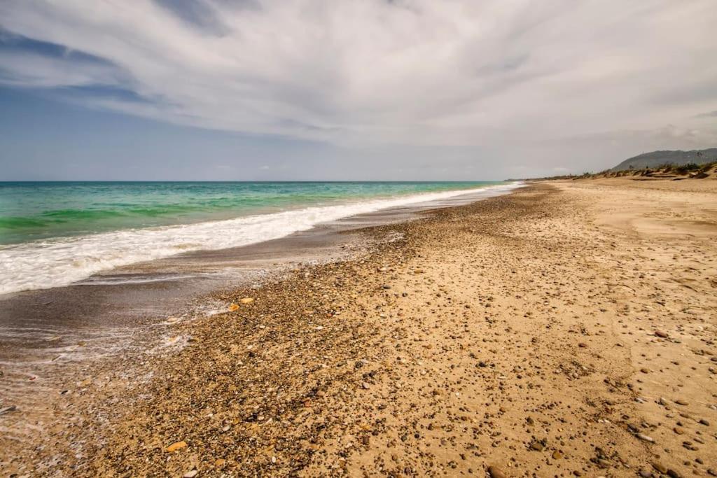 Villa Indipendente Le Coccinelle Beach Mare Piscina A 250 Mt Dal Mare Con Servizio Di Piscina A 400 Mt 12 K Da Cefalu Campofelice Di Roccella Eksteriør billede