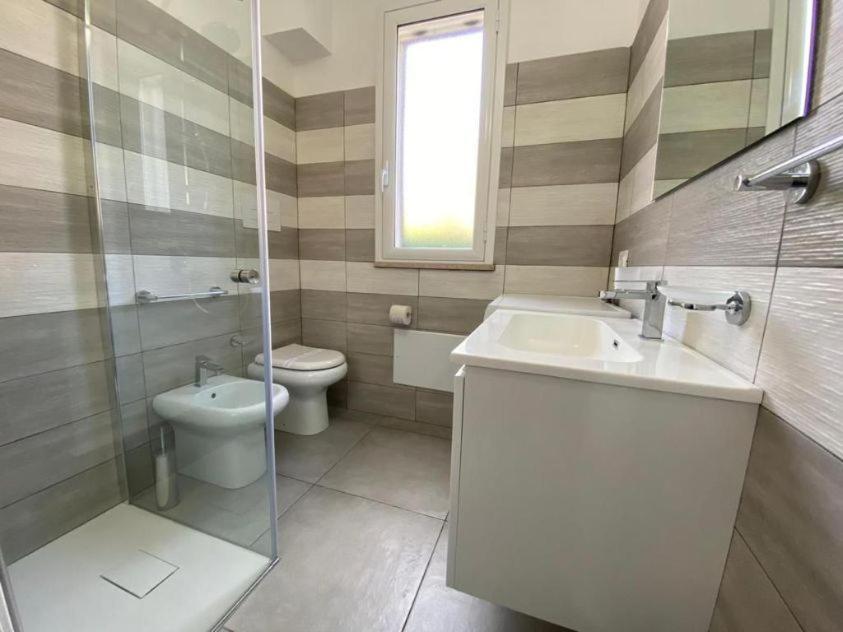 Villa Indipendente Le Coccinelle Beach Mare Piscina A 250 Mt Dal Mare Con Servizio Di Piscina A 400 Mt 12 K Da Cefalu Campofelice Di Roccella Eksteriør billede